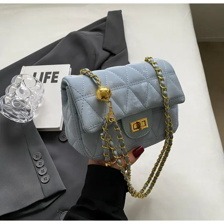 Women's 2024 Winter Crossbody Saddle Bag with Chain — feature 33