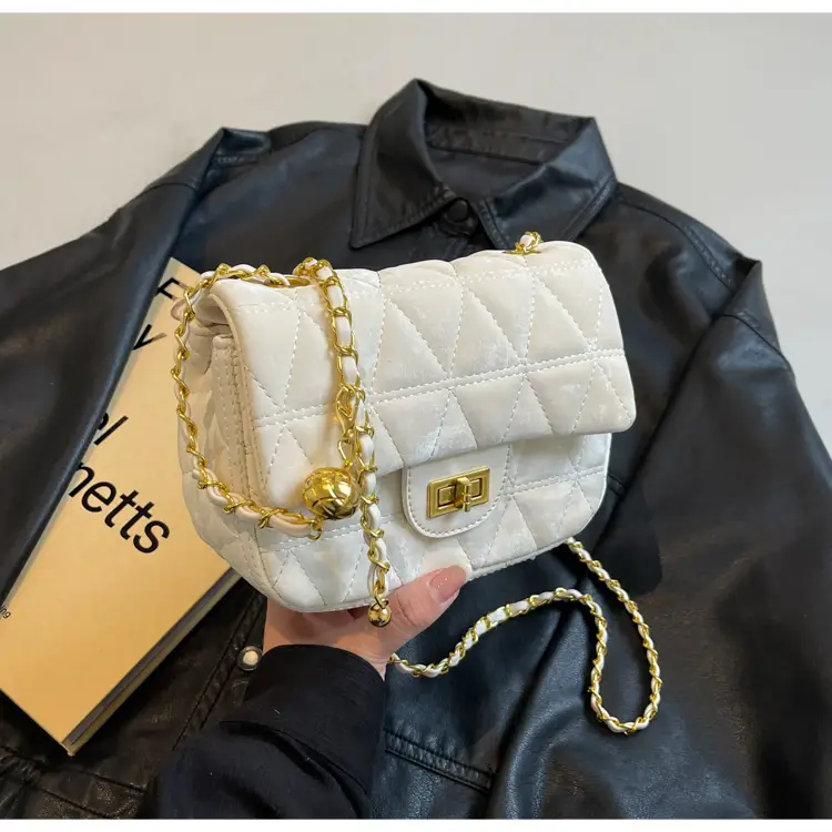 Women's 2024 Winter Crossbody Saddle Bag with Chain — feature 37