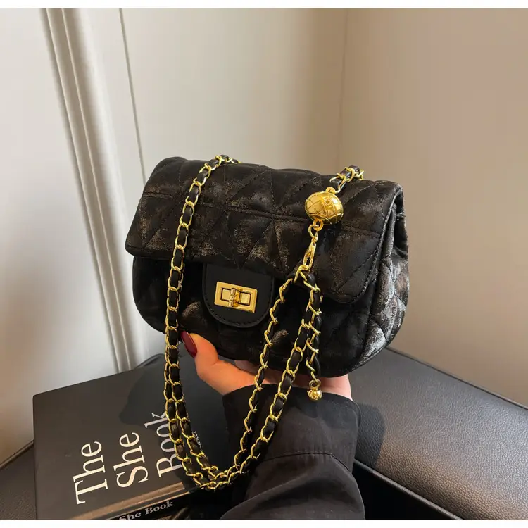 Women's 2024 Winter Crossbody Saddle Bag with Chain — feature 40