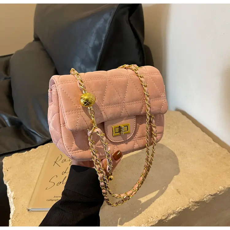 Women's 2024 Winter Crossbody Saddle Bag with Chain — feature 42