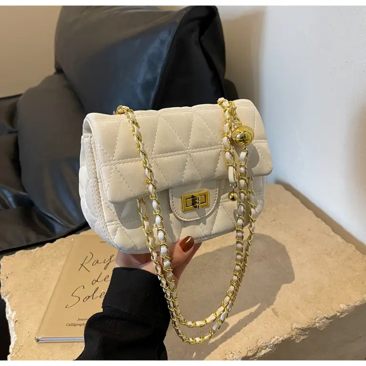 Women's 2024 Winter Crossbody Saddle Bag with Chain — feature 44
