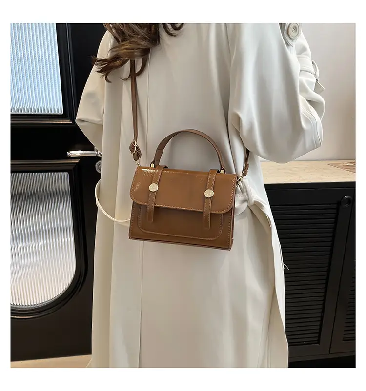 Vintage Black Shoulder Bag for Women 2024 Winter — feature 16