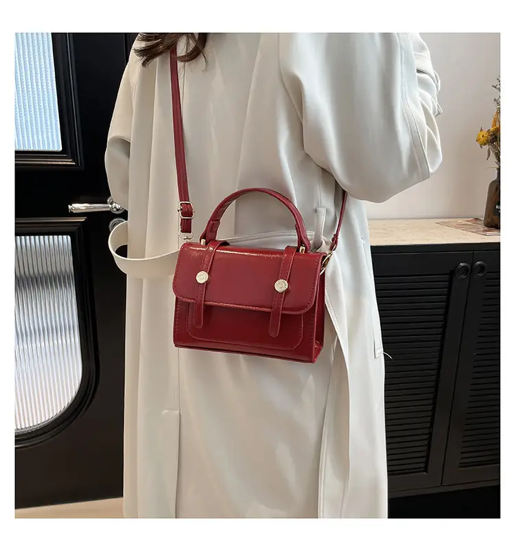 Vintage Black Shoulder Bag for Women 2024 Winter — feature 20
