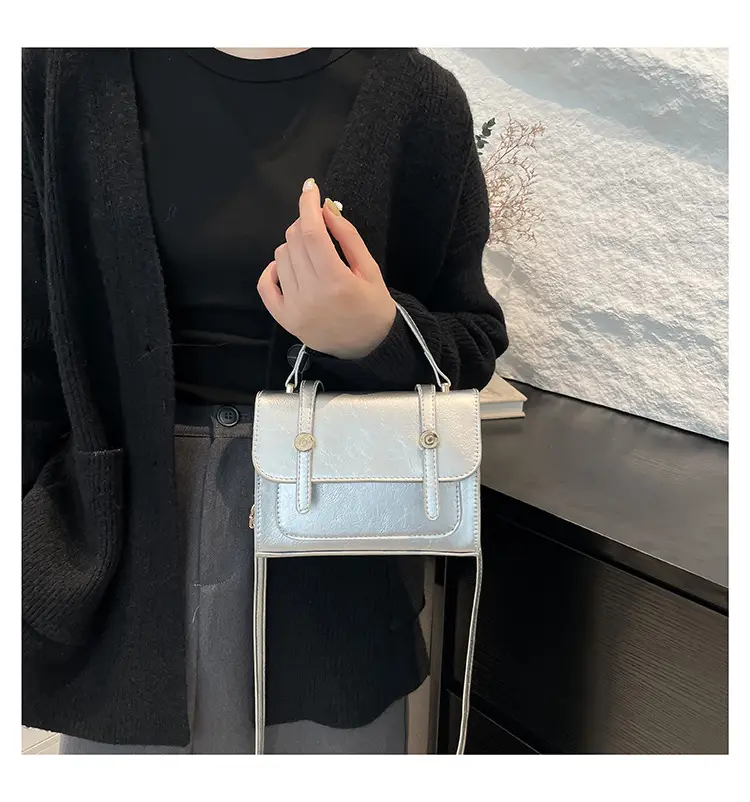 Vintage Black Shoulder Bag for Women 2024 Winter — feature 21