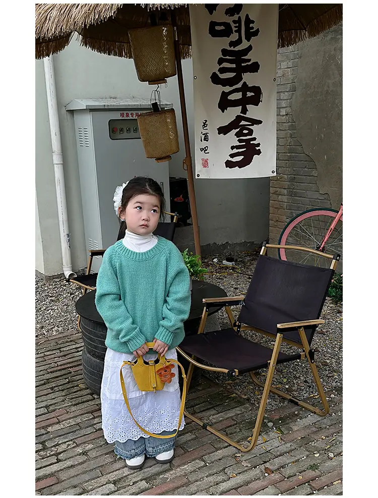 Yellow Soft Leather Girl's Crossbody Bag with Leopard Charm — feature 14