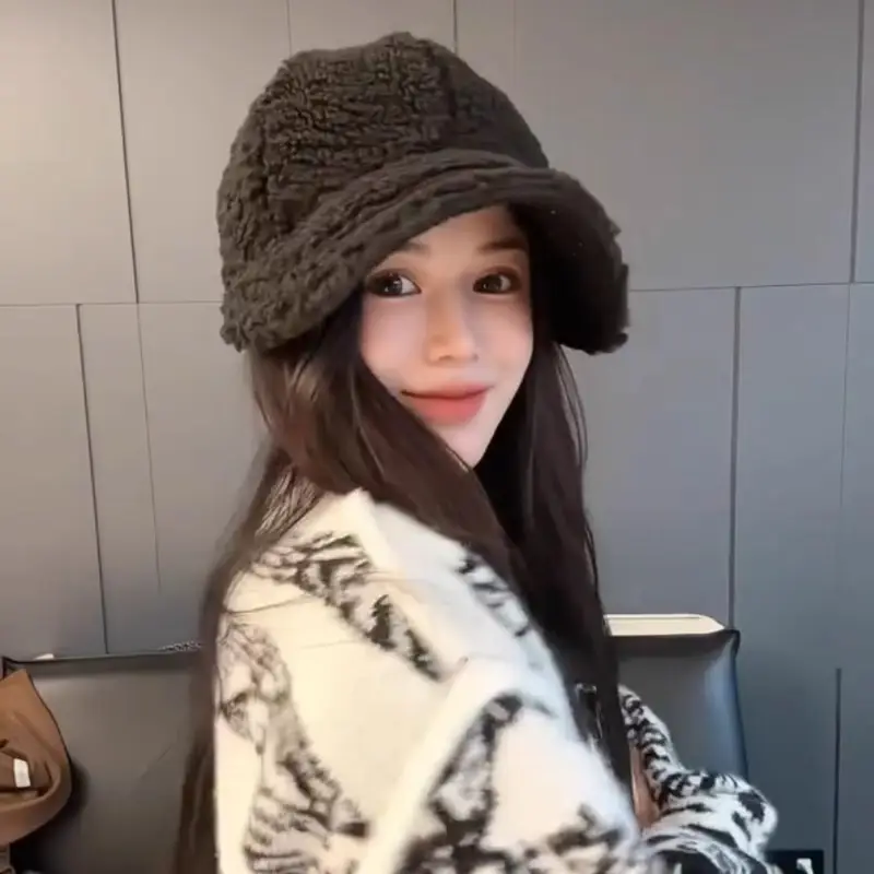 Women's Xiang Style Beige Fisherman Hat for Autumn Winter