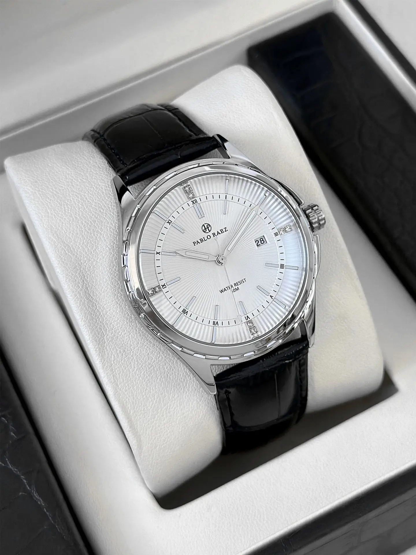 Men's Silver Watch with Second Sweep Movement — feature 18