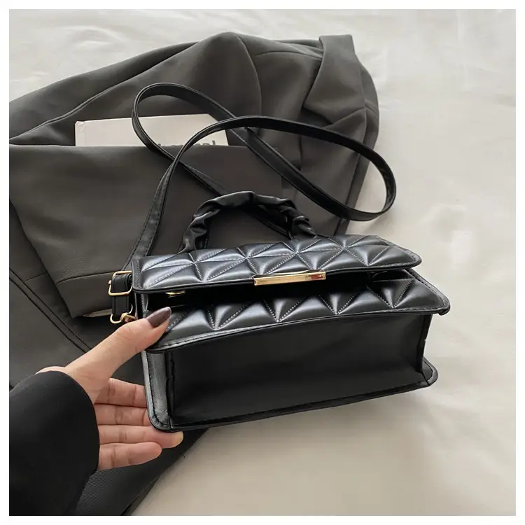 Black Quilted Women's Shoulder Bag 2024 — feature 19