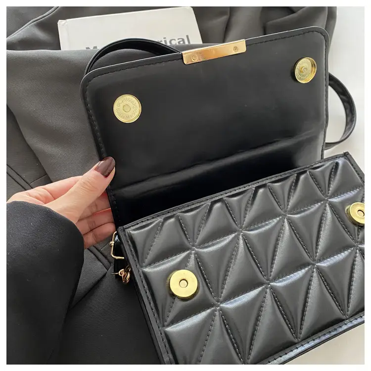 Black Quilted Women's Shoulder Bag 2024 — feature 21