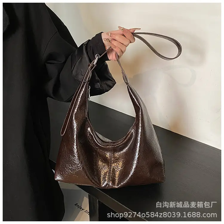 Brown Leather Shoulder Bag for Women 2026 — feature 12