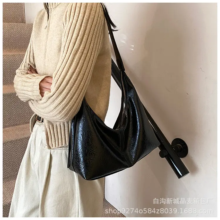 Brown Leather Shoulder Bag for Women 2026 — feature 19