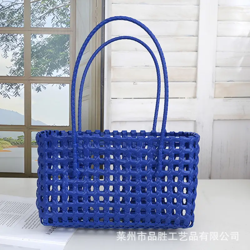 Green Handmade Hollow Plastic Beach Bag Small Food Basket
