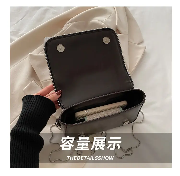 Vintage Rivet Bag Women's Black 2024 Winter — feature 7