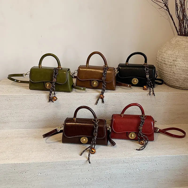 Retro Lock Brown Women's Shoulder Bag 2024 - Image 9