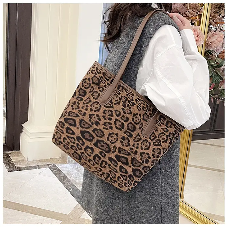 Leopard Print Large Capacity Women's Tote Bag 2024 — feature 27
