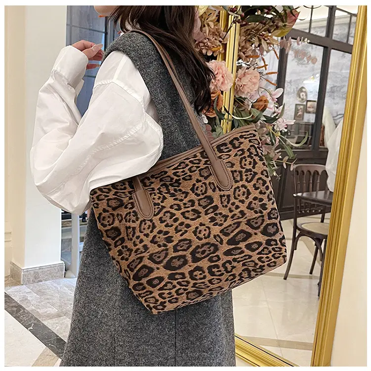 Leopard Print Large Capacity Women's Tote Bag 2024 — feature 29