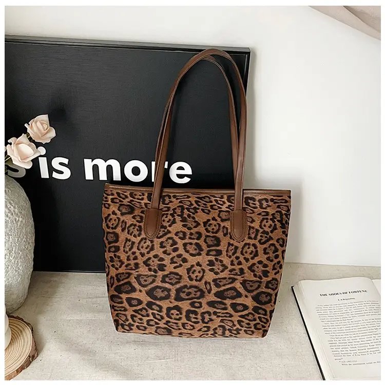 Leopard Print Large Capacity Women's Tote Bag 2024 — feature 37