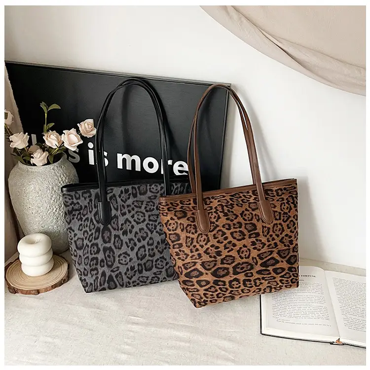 Leopard Print Large Capacity Women's Tote Bag 2024 — feature 42
