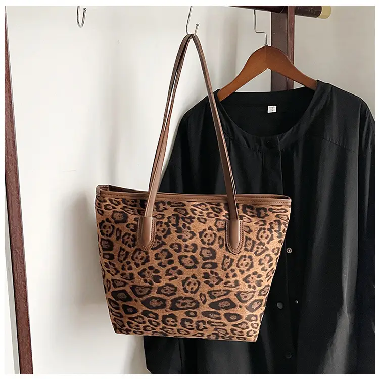 Leopard Print Large Capacity Women's Tote Bag 2024 — feature 45
