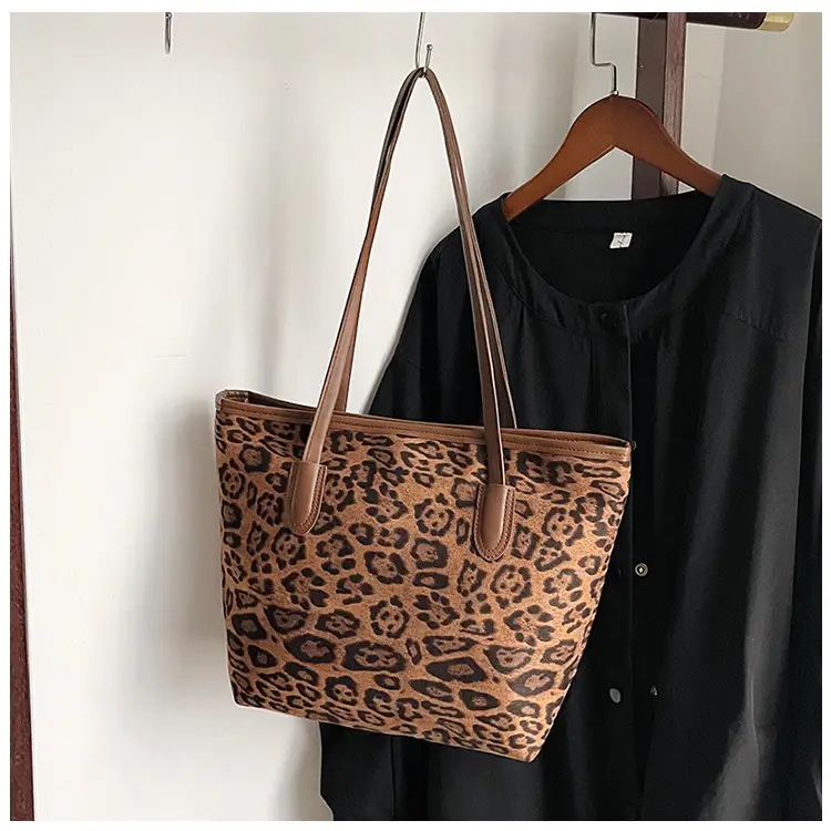 Leopard Print Large Capacity Women's Tote Bag 2024 — feature 46