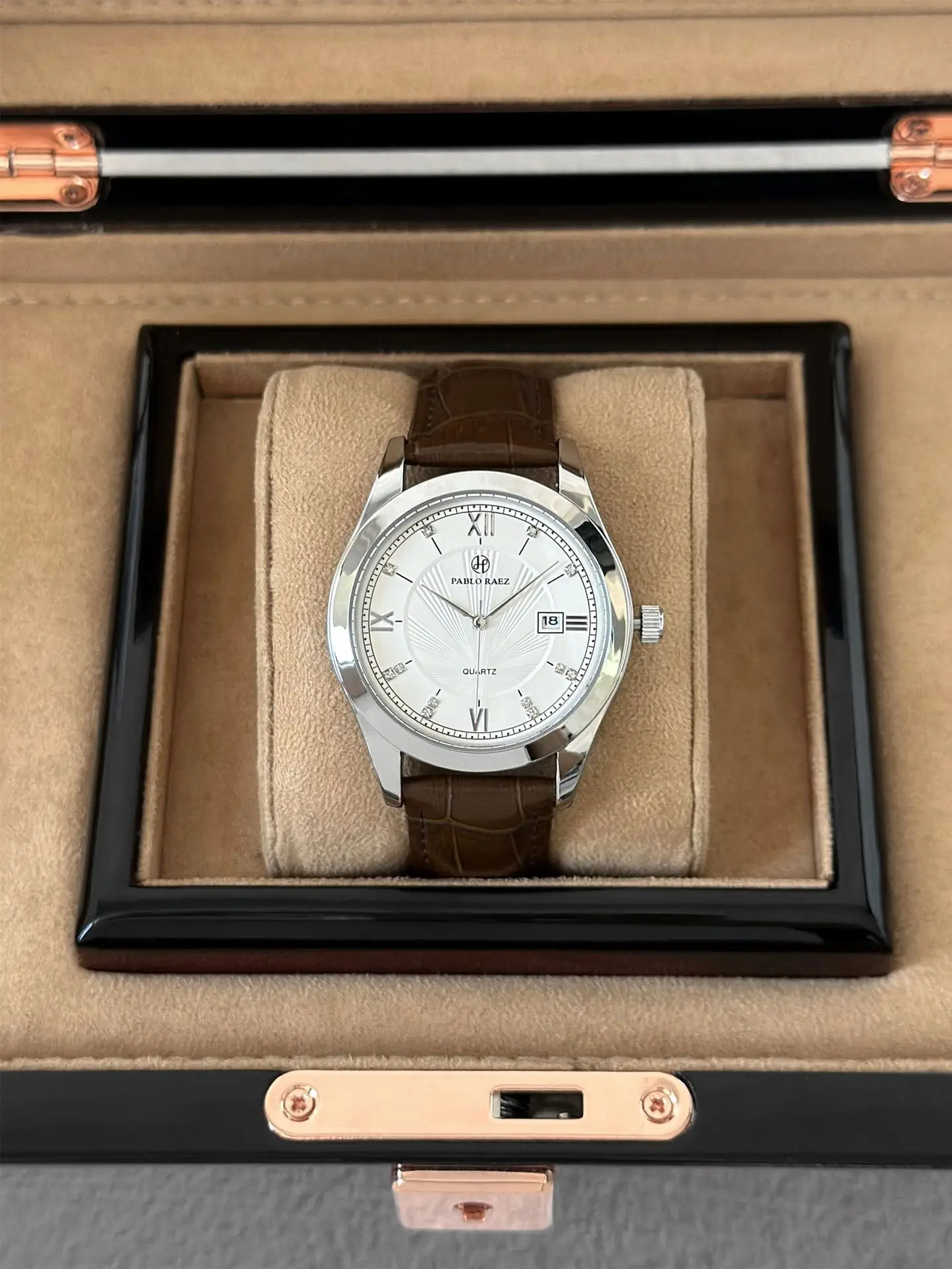 Pablo Raez Brown Men's Watch with Rose Gold Strap — feature 10