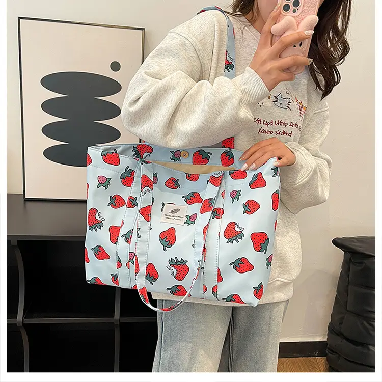 Women's Printed Nylon Shoulder Bags Large Capacity 2024 — feature 18