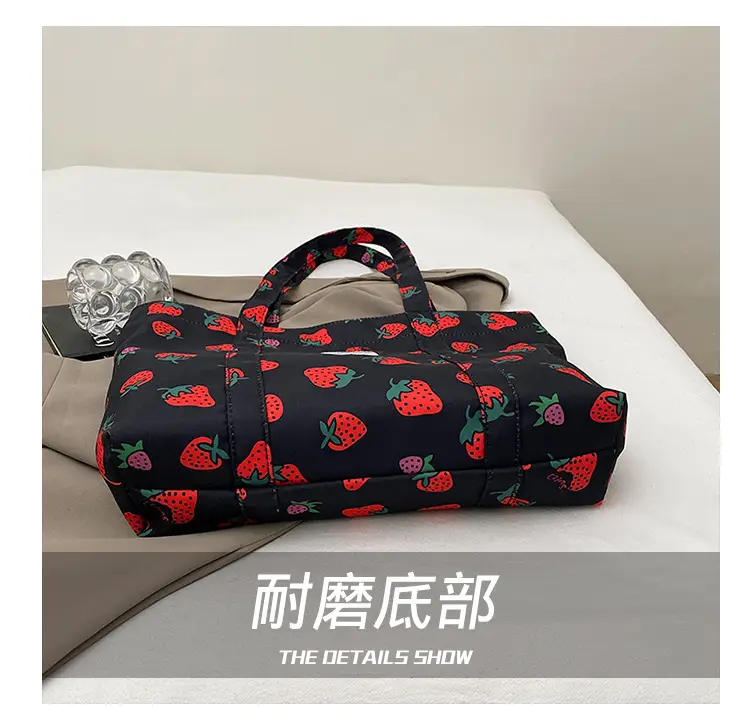 Women's Printed Nylon Shoulder Bags Large Capacity 2024 — feature 6