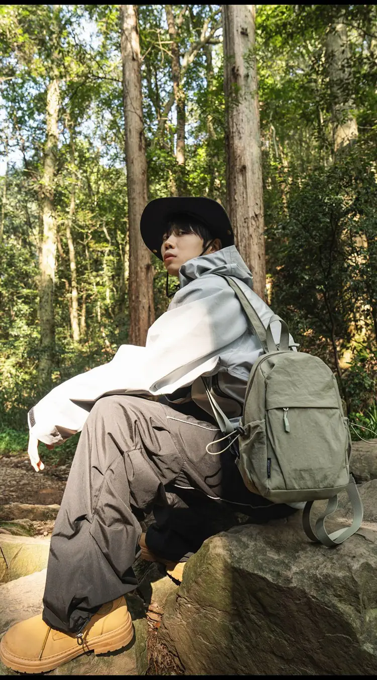 Men Women Black Multi Functional Backpack Shoulder Crossbody — feature 13
