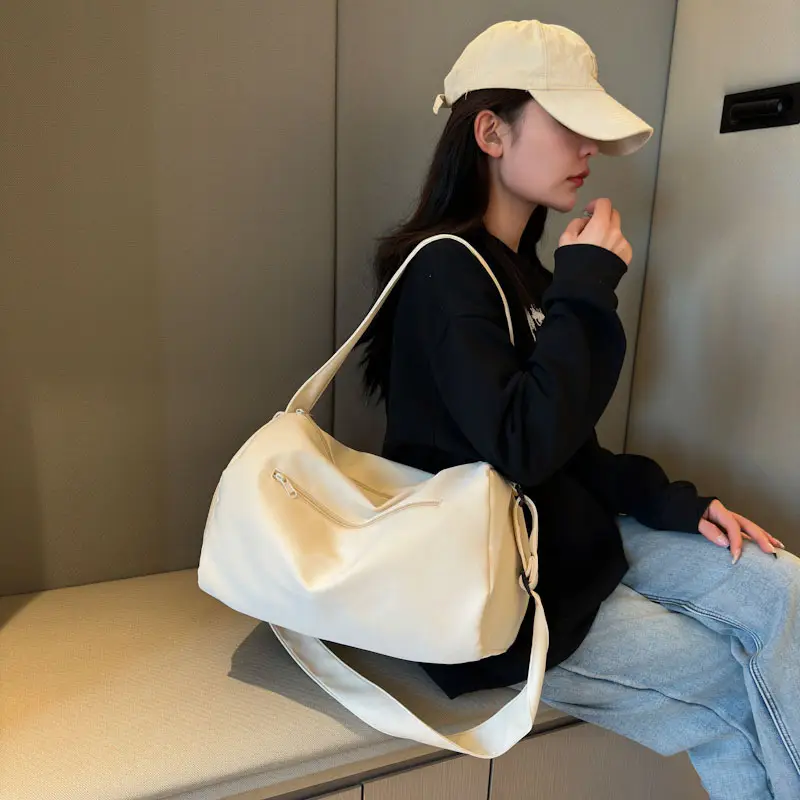 Lightweight Travel Bag New Large Capacity Portable Single Shoulder Storage Bag Printed Logo Sports Fitness Bag - Image 9