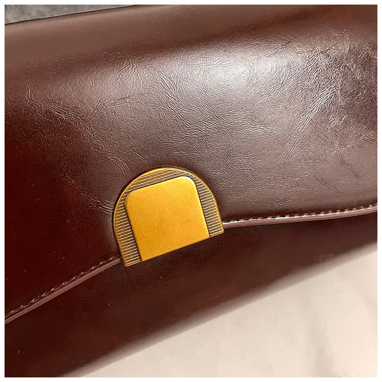 Retro Texture Crossbody Bag Women Gold 2024 — feature 8