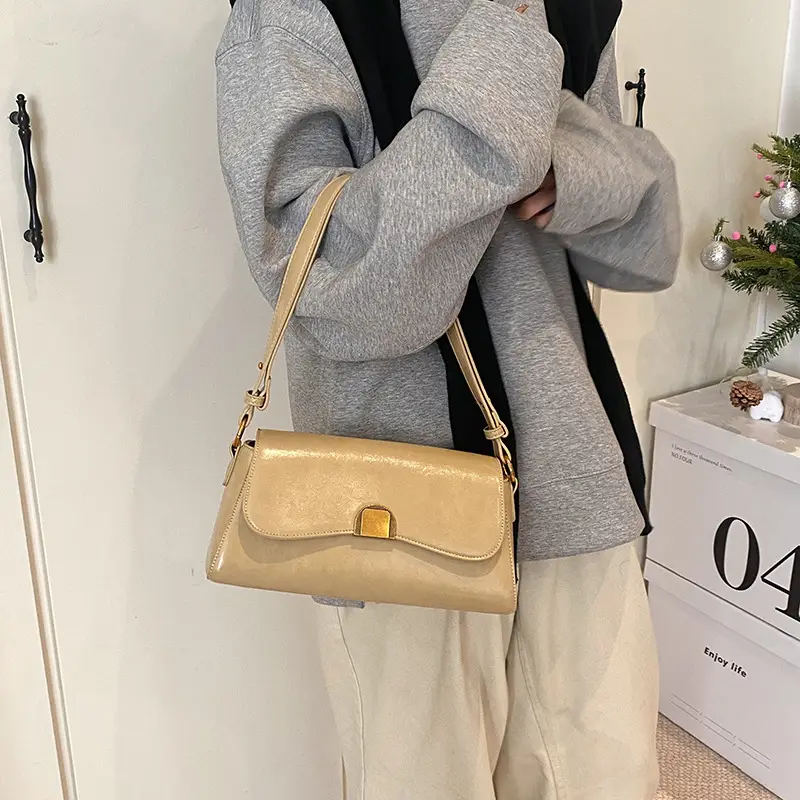 Retro Texture Crossbody Bag Women Gold 2024