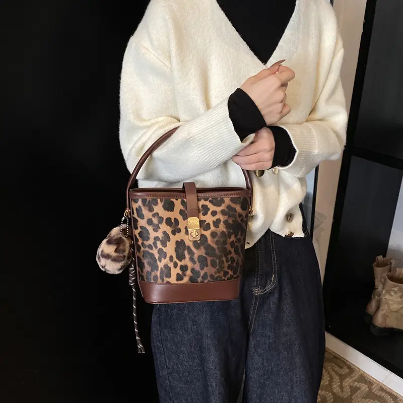 Leopard Print Crossbody Bag Women 2025 New - Image 5