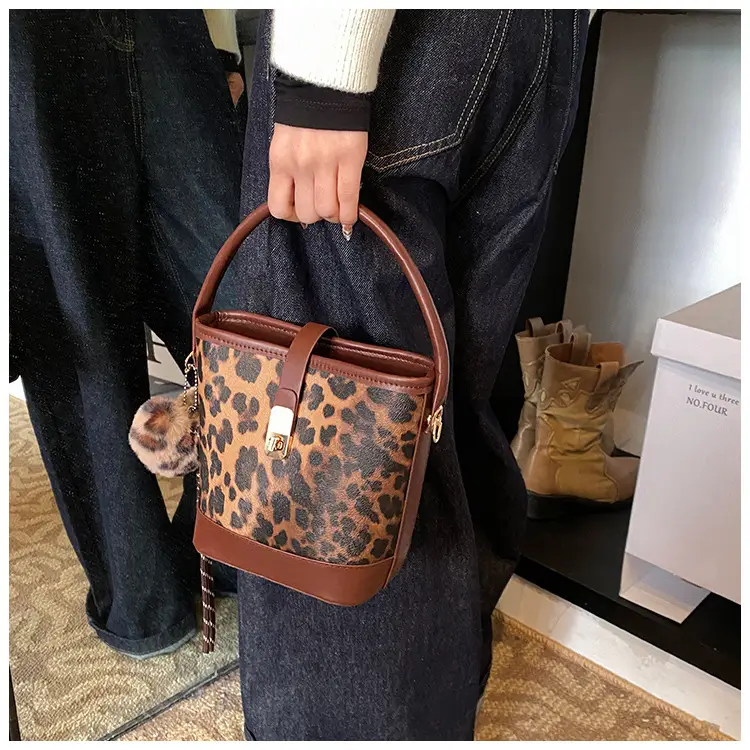 Leopard Print Crossbody Bag Women 2025 New — feature 12