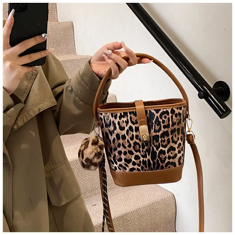Leopard Print Crossbody Bag Women 2025 New — feature 19
