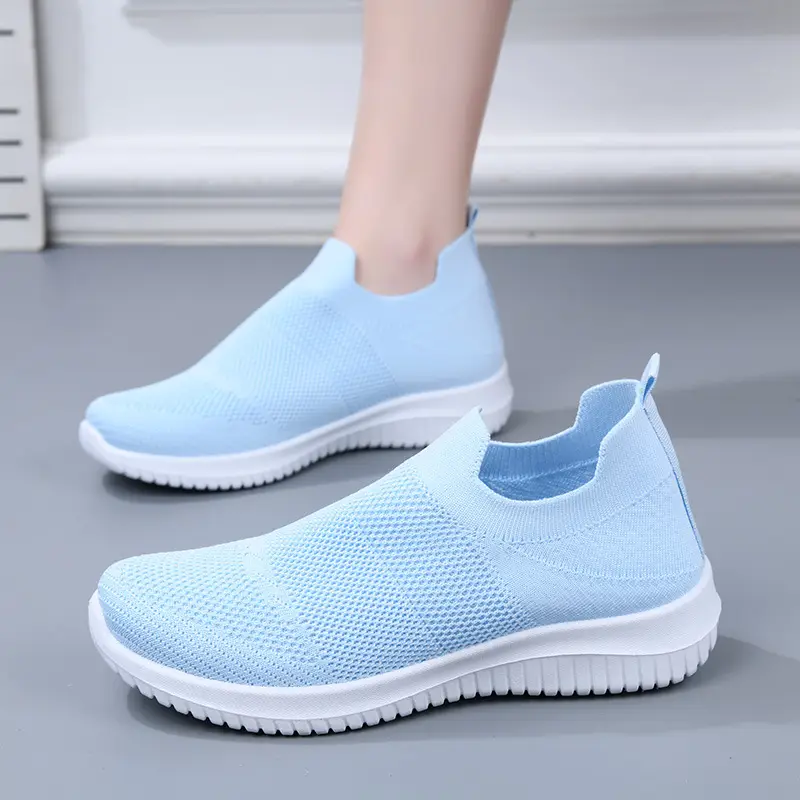 Cross-Border Slip-On Women's Shoes, Mother's Shoes, Summer Fly-Knit Breathable Single Shoes, Lightweight Soft-Soled Shoes for the Elderly, Mesh Sports Shoes — feature 10