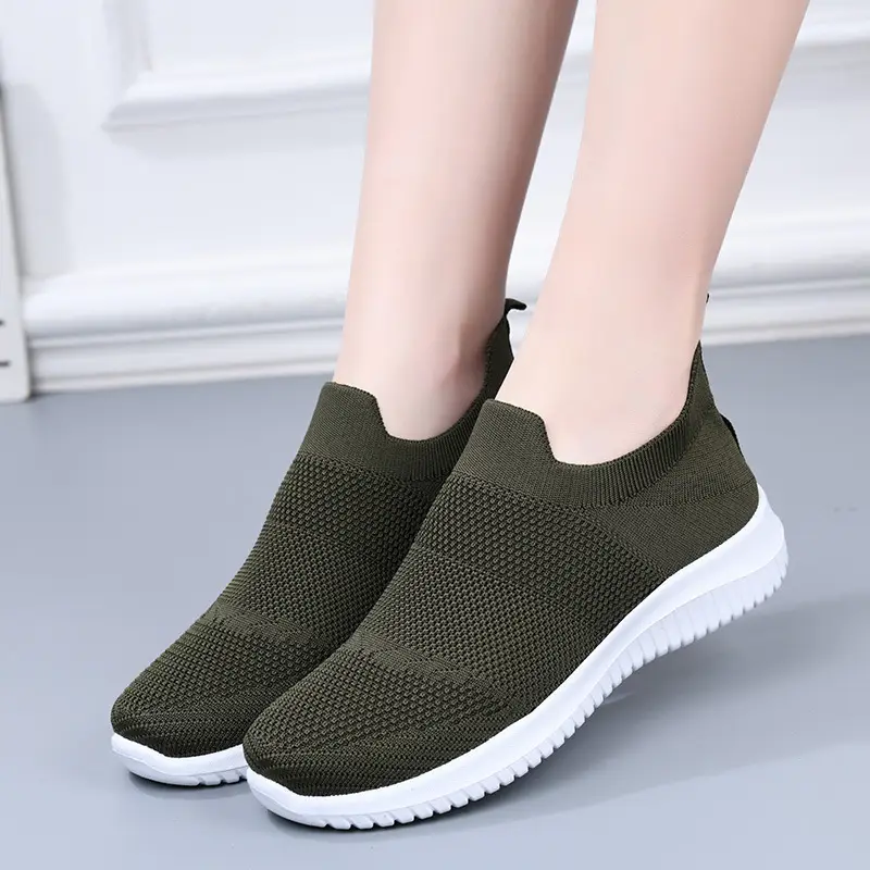 Cross-Border Slip-On Women's Shoes, Mother's Shoes, Summer Fly-Knit Breathable Single Shoes, Lightweight Soft-Soled Shoes for the Elderly, Mesh Sports Shoes — feature 14
