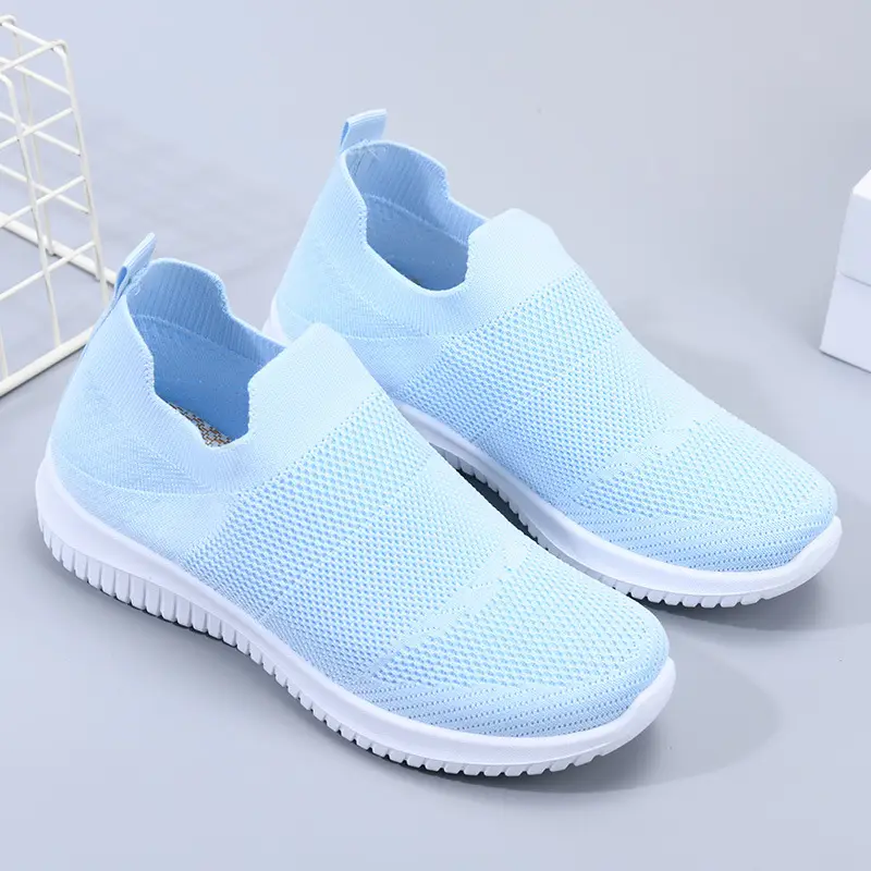 Cross-Border Slip-On Women's Shoes, Mother's Shoes, Summer Fly-Knit Breathable Single Shoes, Lightweight Soft-Soled Shoes for the Elderly, Mesh Sports Shoes — feature 4