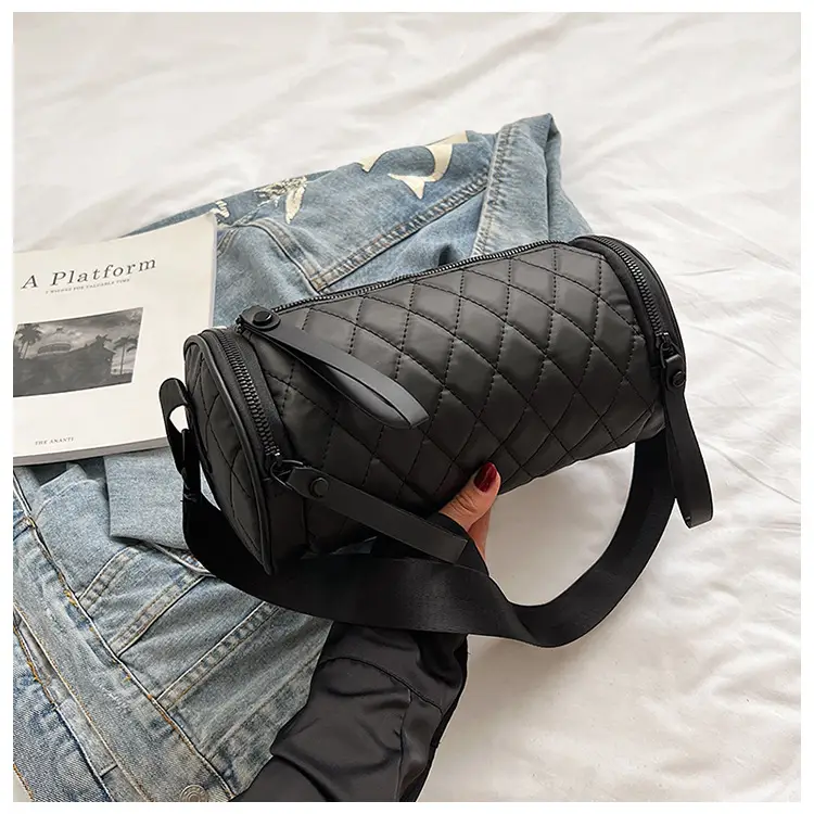 Black Rhombic Embroidered Shoulder Messenger Bag — feature 53