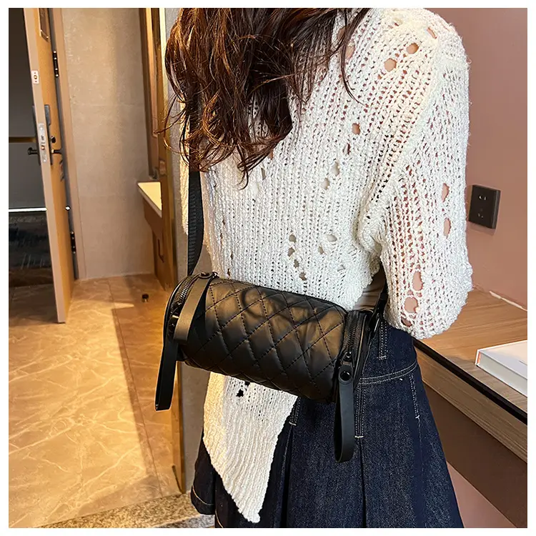 Black Rhombic Embroidered Shoulder Messenger Bag — feature 62
