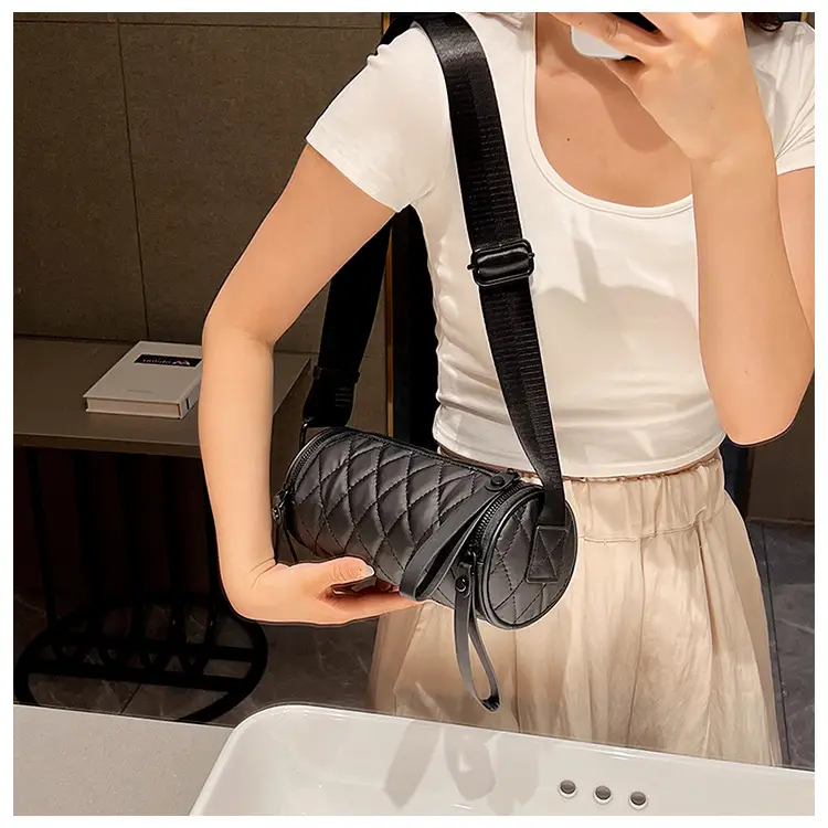Black Rhombic Embroidered Shoulder Messenger Bag — feature 72