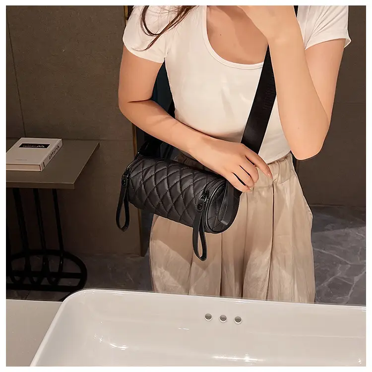 Black Rhombic Embroidered Shoulder Messenger Bag — feature 74
