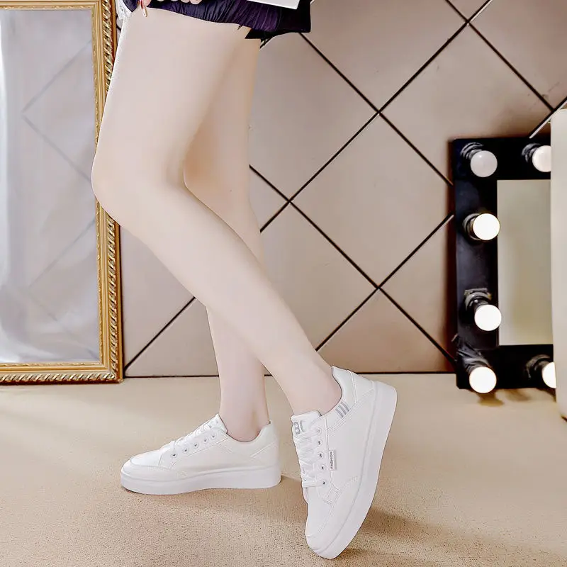 2025 Spring Women's Soft Sole Shoes Leather Surface Non-slip Sneakers Women's Casual Shoes All-match Lightweight sneaker White Shoes — feature 11