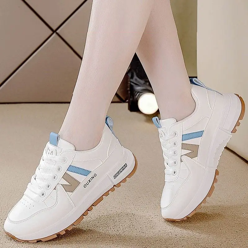 Plus-Size Cross-Border White Sneakers for Women, 2026 Spring and Autumn New Versatile Thick-Soled Popular Casual Sports Shoes - Image 4