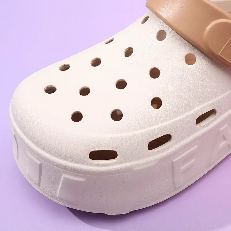 2024 slippers manufacturers new non-slip wear-resistant fashion Joker lightweight simple indoor thick-soled hole shoes wholesale - Image 6
