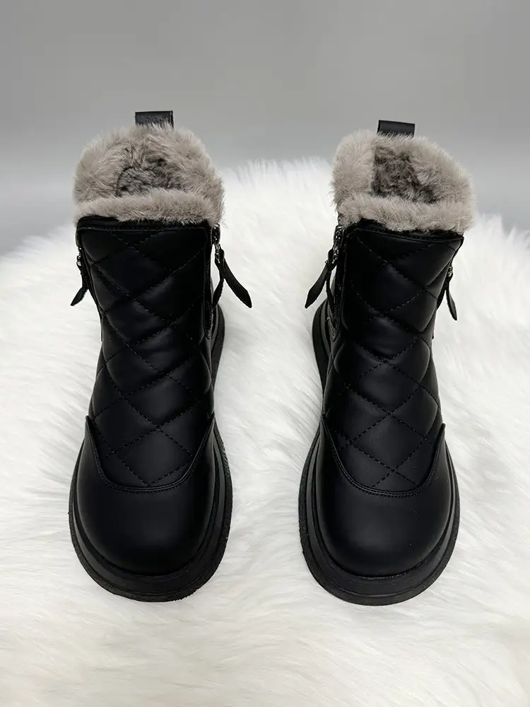 Women's Fleece Lined Snow Boots Black Large — feature 9