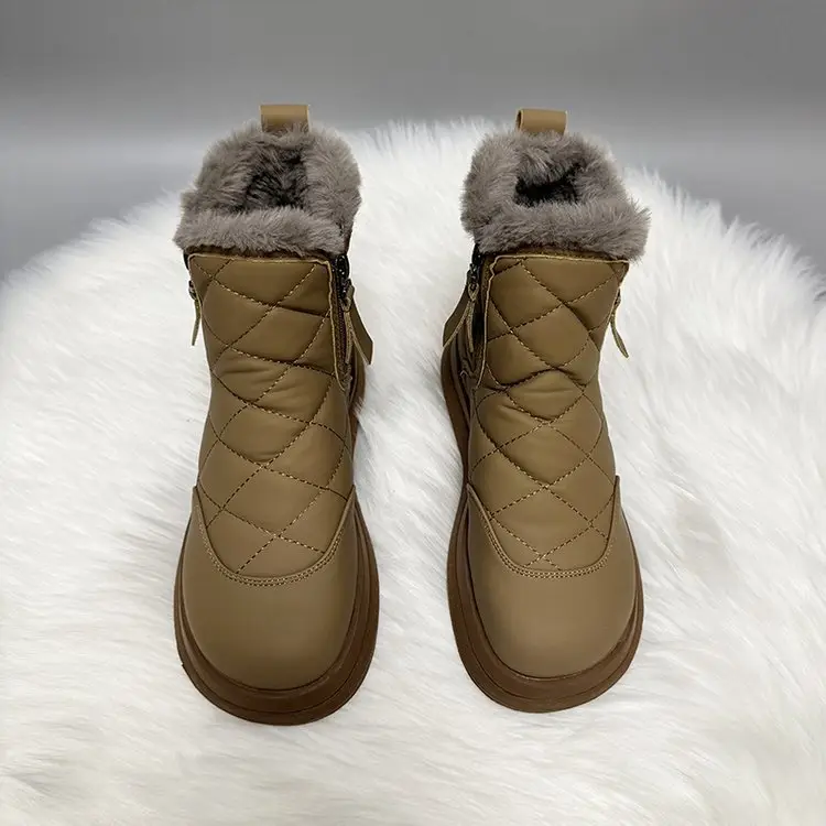 Women's Fleece Lined Snow Boots Black Large - Image 2