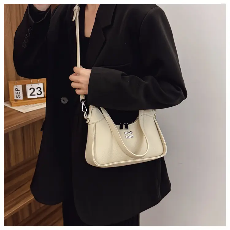 Black Crossbody Bag Women Retro European 2024 — feature 12