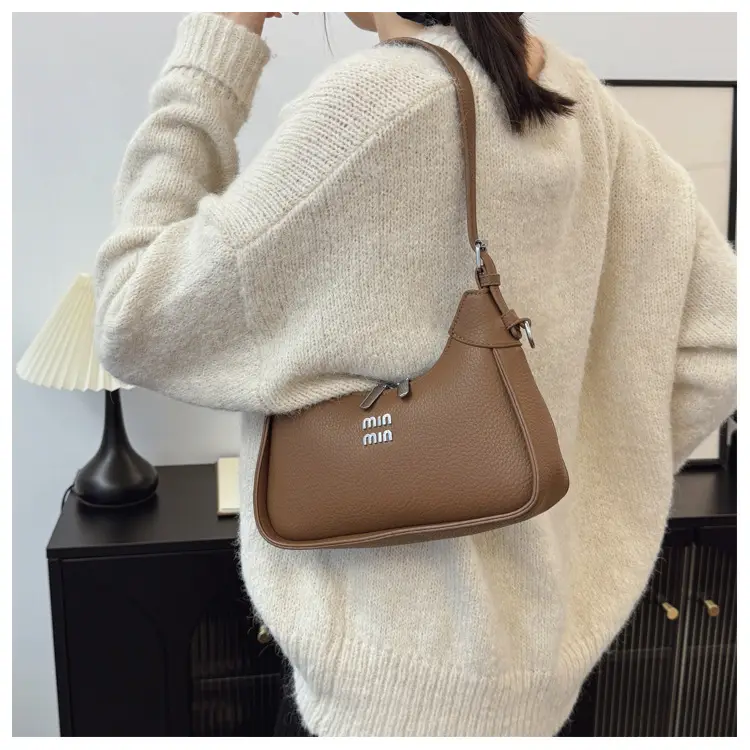 Black Crossbody Bag Women Retro European 2024 — feature 17