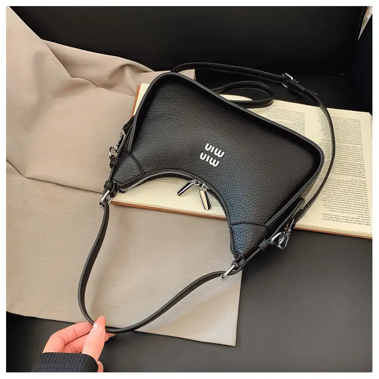 Black Crossbody Bag Women Retro European 2024 — feature 25