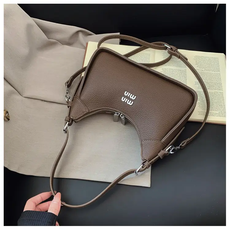 Black Crossbody Bag Women Retro European 2024 — feature 29